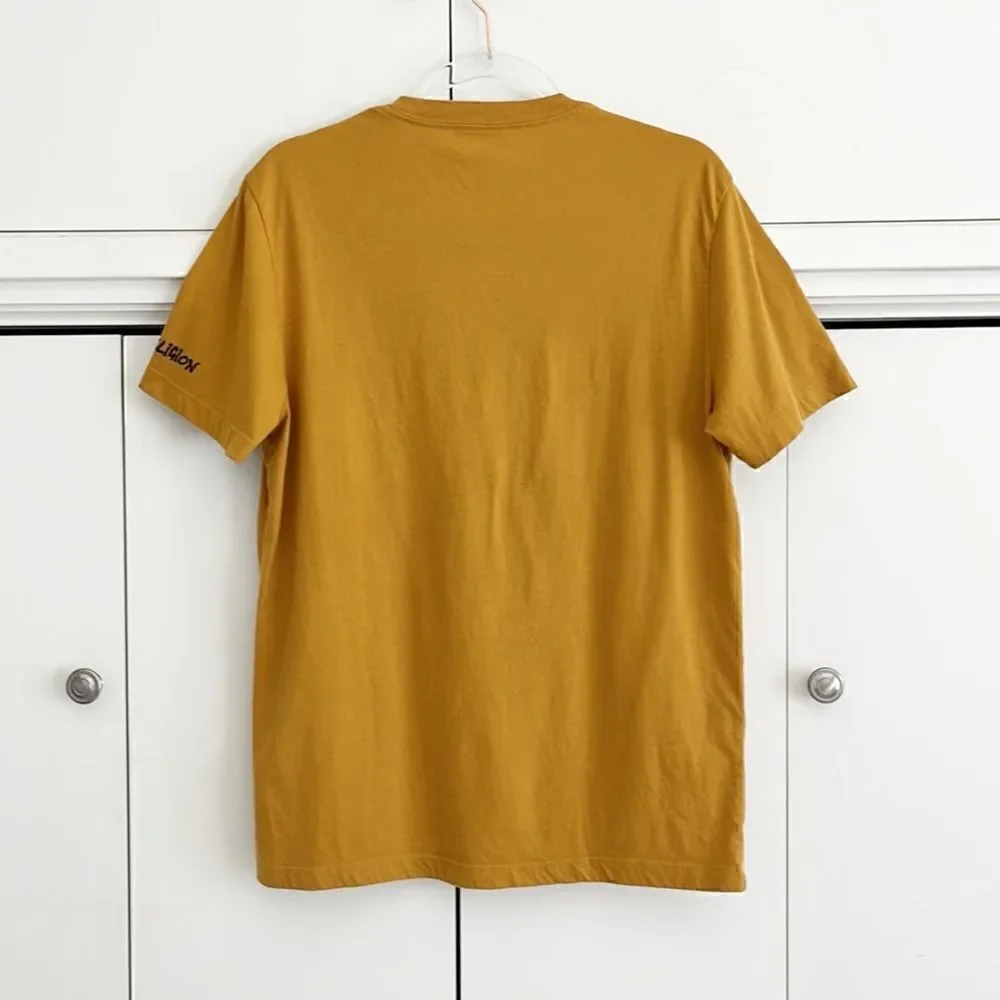 True Religion Spray Paint Logo Crewneck Shirt Tee